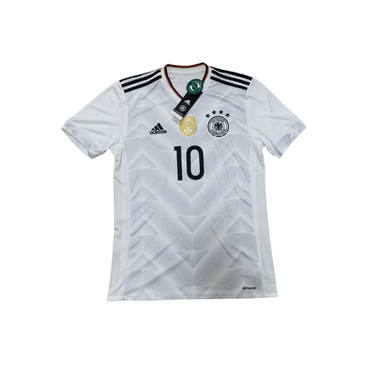 Germany 2017 Home Kit / Ozil #10